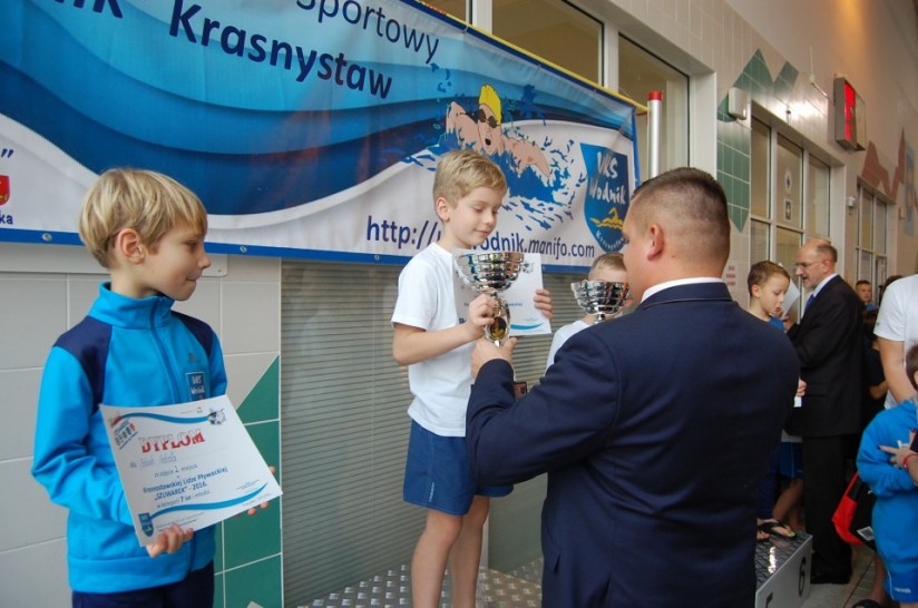 Podsumowano VIII Edycję Krasnostawskiej Ligi Pływackiej  „Szuwarek” -  2016 - Kliknięcie w obrazek spowoduje wyświetlenie jego powiększenia