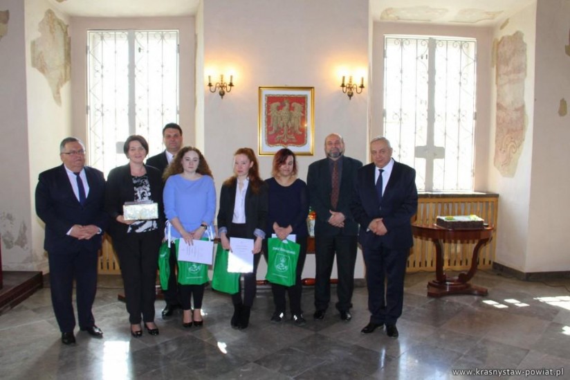 Laureaci konkursów przedmiotowych nagrodzeni - Kliknięcie w obrazek spowoduje wyświetlenie jego powiększenia
