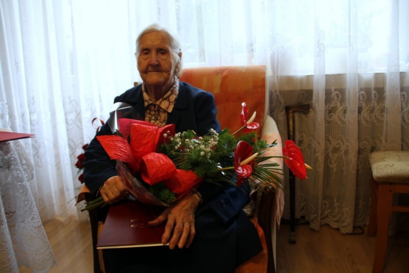 Kolejna Jubilatka w Powiecie Genowefa Kosierb skończyła 100 lat!!! - Kliknięcie w obrazek spowoduje wyświetlenie jego powiększenia