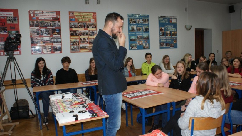 Wędrujący Filmoznawca Filmoteki Szkolnej w II LO - Kliknięcie w obrazek spowoduje wyświetlenie jego powiększenia