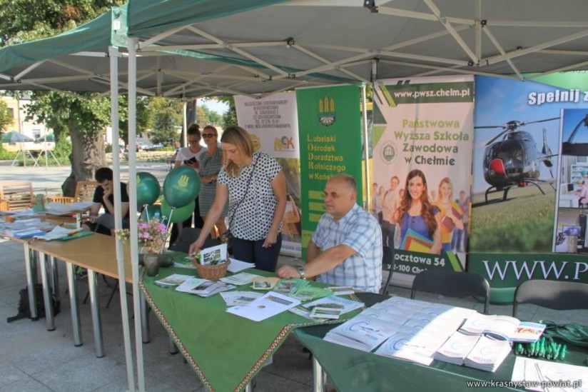 Targi Pracy i Edukacji - Kliknięcie w obrazek spowoduje wyświetlenie jego powiększenia