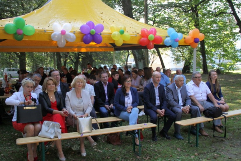 Piknik Sportowo-Rekreacyjny w Domu Pomocy Społecznej w Bończy - Kliknięcie w obrazek spowoduje wyświetlenie jego powiększenia