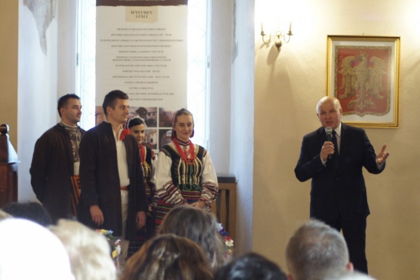 Występ Grupy Folklorystycznej „OSA” w Muzeum Regionalnym w Krasnymstawie - Kliknięcie w obrazek spowoduje wyświetlenie jego powiększenia