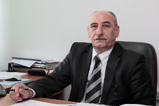 Na zdjęciu Skarbnik Powiatu Janusz Cięciera